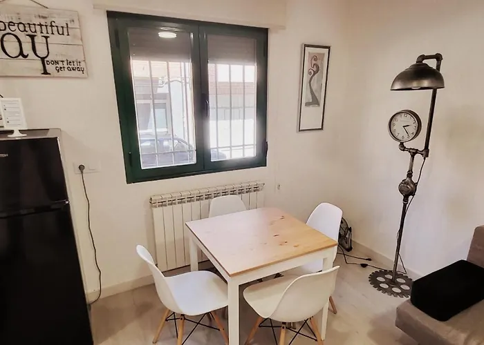 Goya Hospitales 公寓